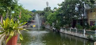 Eco Tour | Explore Bat Trang Ceramic Village by E-Motorbike with Ao Dai Female Riders